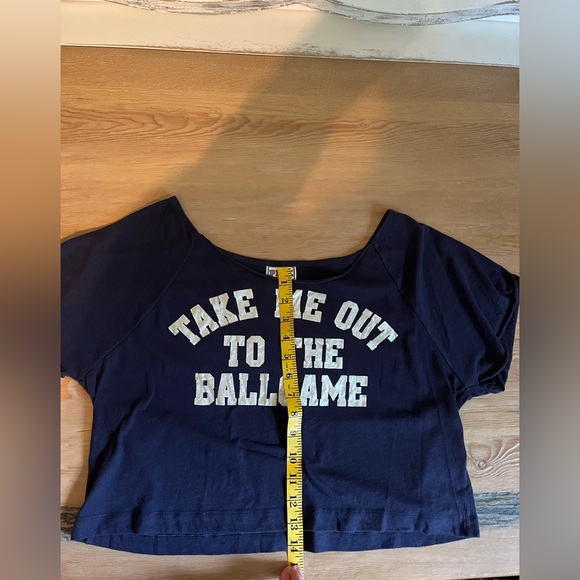 Victoria’s Secret PINK New York Yankees Navy Cropped Top - Picture 12 of 16